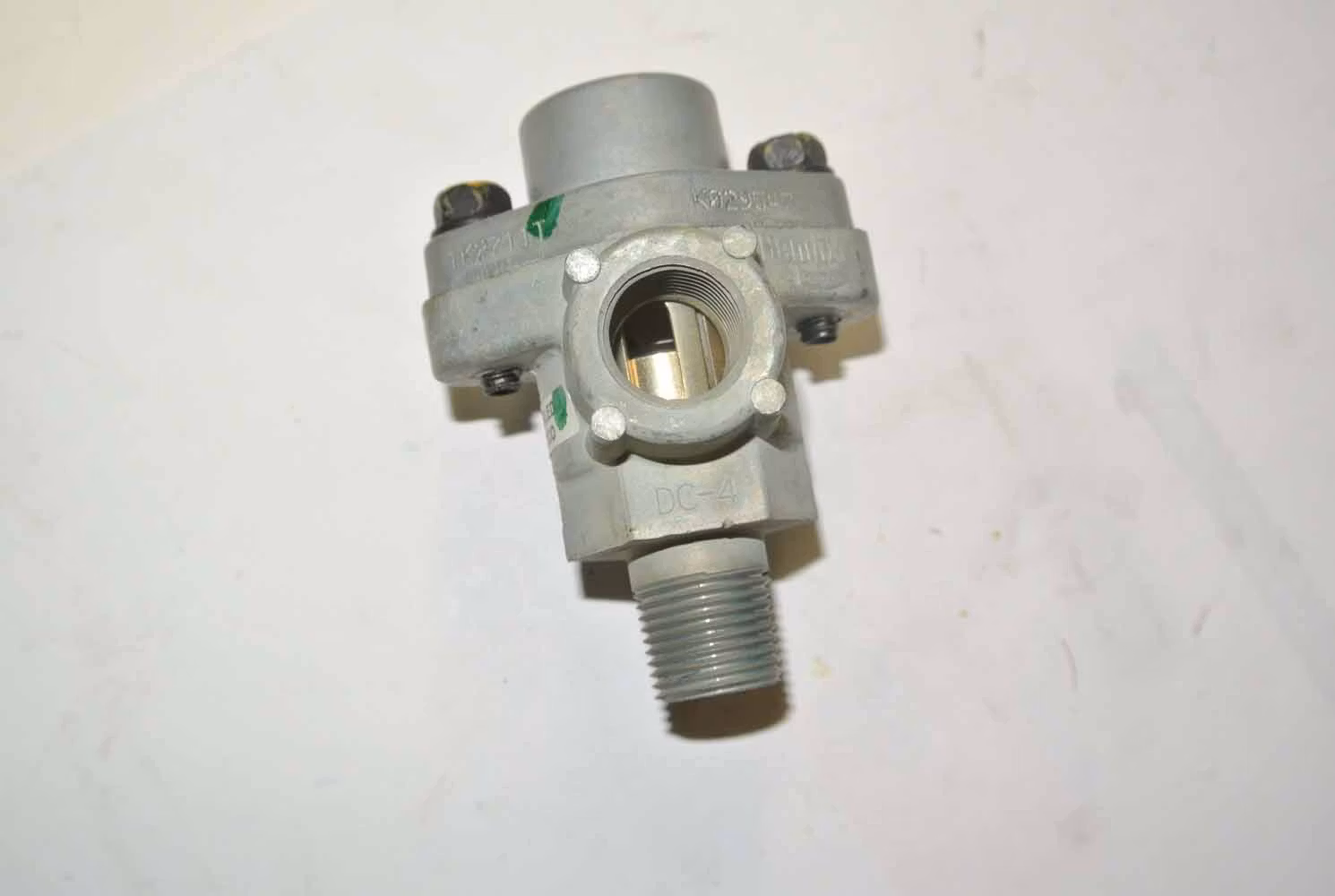 Double Check Valve 4 Port 280809